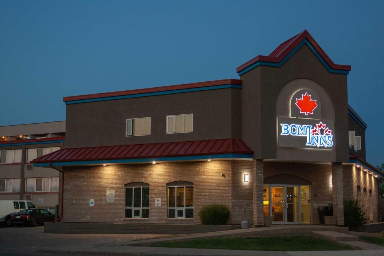Bcm Inns Fort Mcmurray - Downtown Kültér fotó
